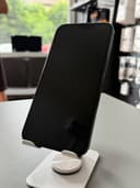 iPhone 13  3